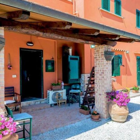 La Locanda Di Andrea Il Pescatore Bed and Breakfast Borgo Montenero Buitenkant foto