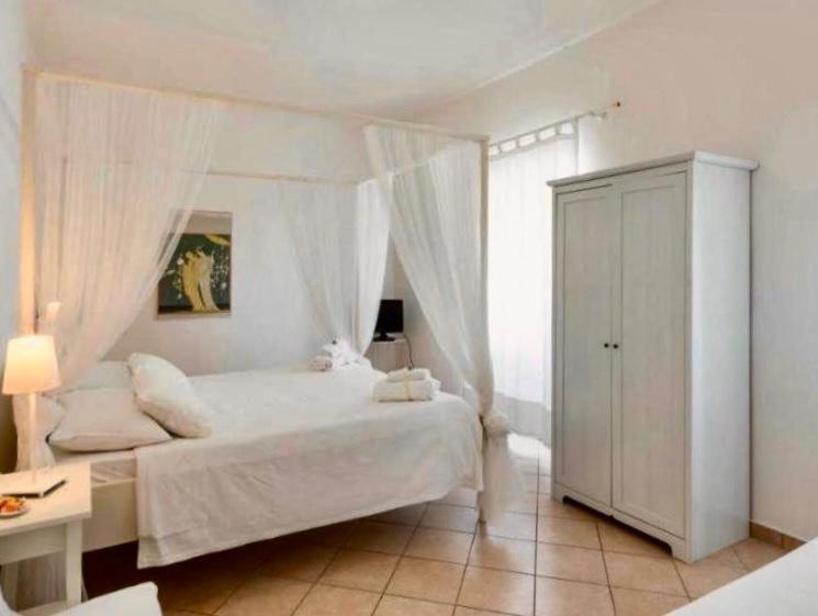 La Locanda Di Andrea Il Pescatore Bed and Breakfast Borgo Montenero Buitenkant foto