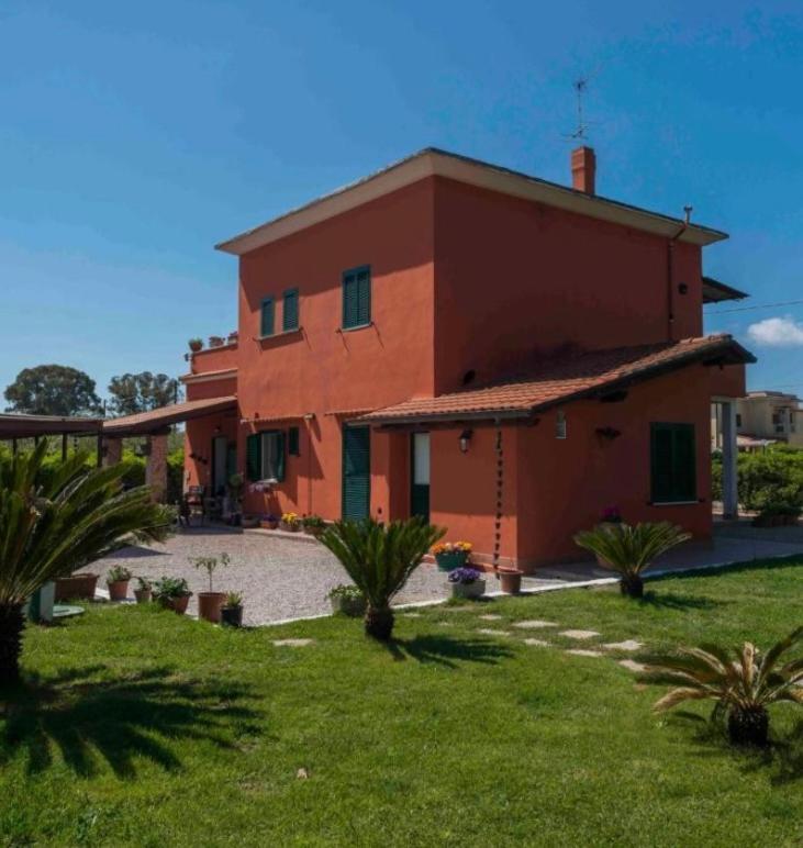 La Locanda Di Andrea Il Pescatore Bed and Breakfast Borgo Montenero Buitenkant foto